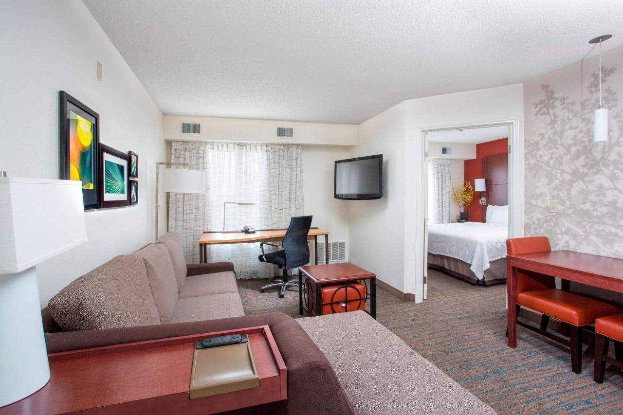 Residence Inn Topeka Esterno foto