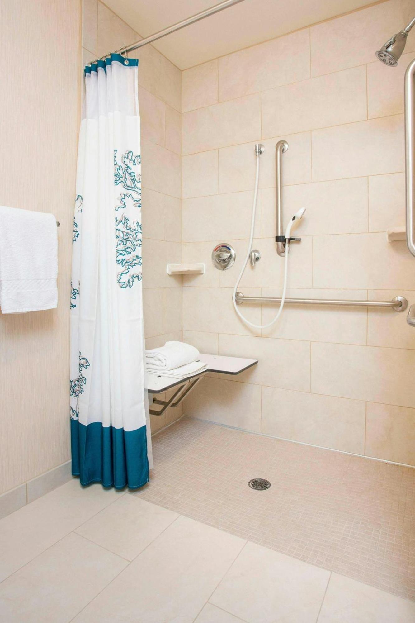 Residence Inn Topeka Esterno foto