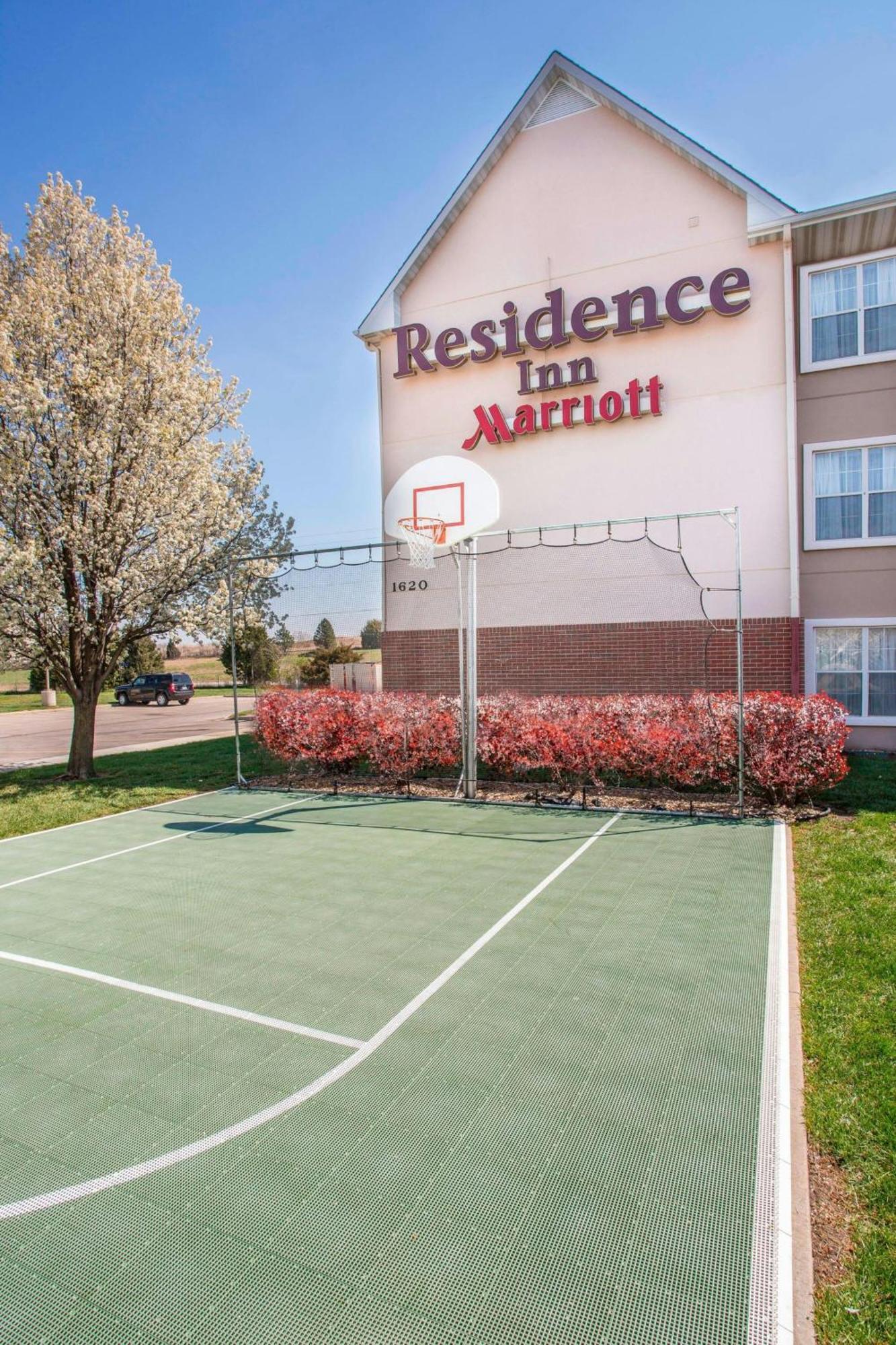 Residence Inn Topeka Esterno foto