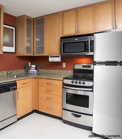 Residence Inn Topeka Esterno foto