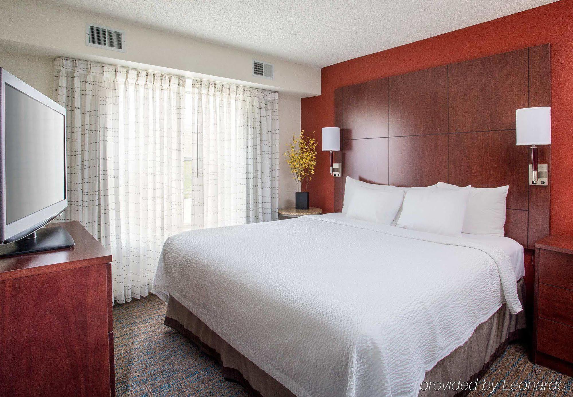 Residence Inn Topeka Esterno foto